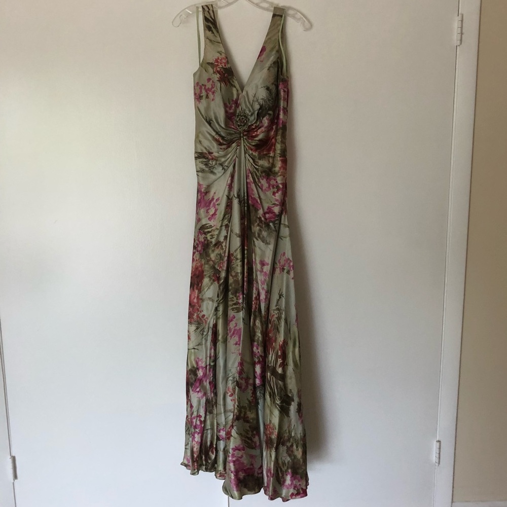 Alberto Makali 100% Silk Evening Gown